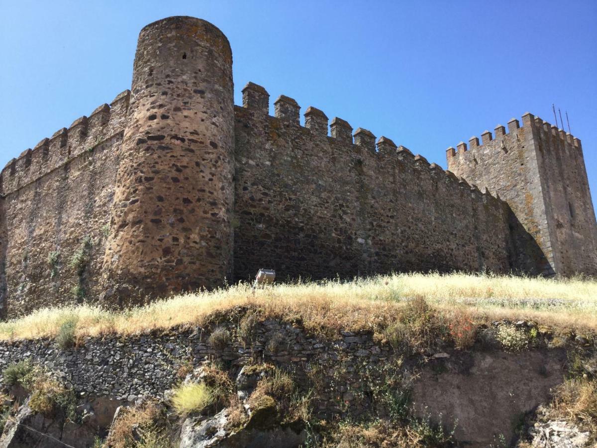 Casa Rural Castillo De Segura Segura de León Zewnętrze zdjęcie